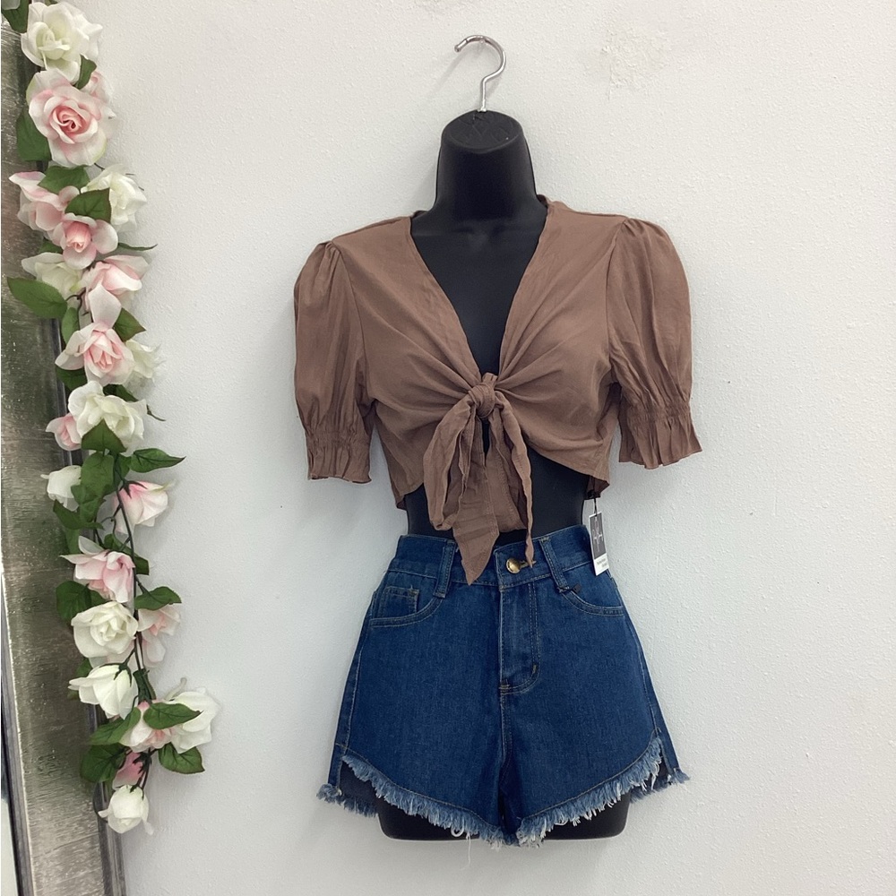 Maleah ruffled sleeve front tie top coffee brown